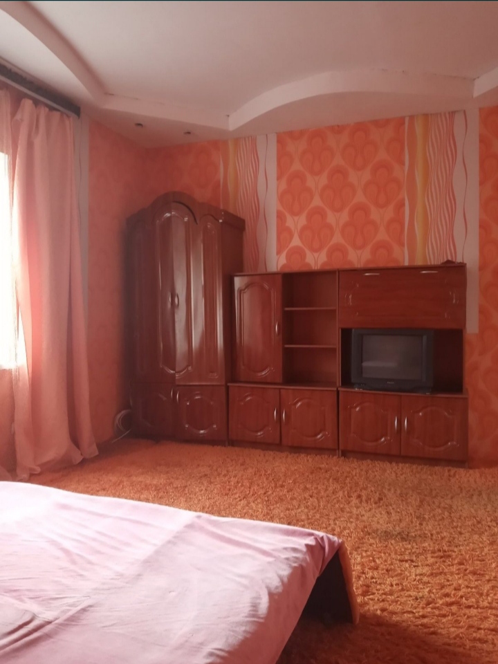 Снять Квартира 1 к. Миру 
